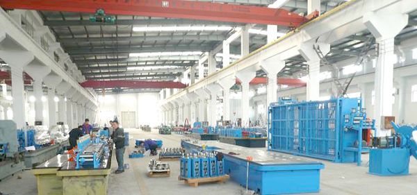 冠杰科技高頻焊管機(jī)組廠房